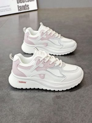 Sneakers Wanita